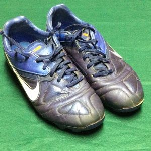 Nike Boys Soccer Cleats